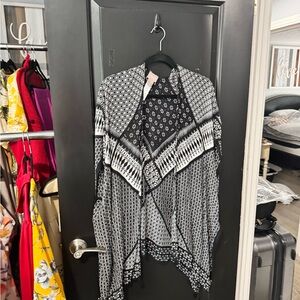 Chico's Black and White Geometric Sweater